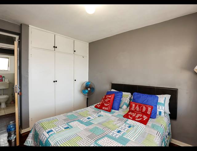 2 BEDROOM APARTMENT FOR SALE IN SOUTH BEACH